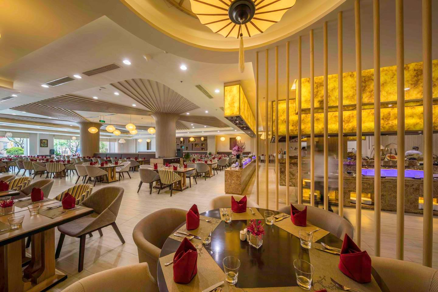 Nhà hàng Vinpearl Cần Thơ sang chảnh khiến dân tình mê như điếu đổ 3