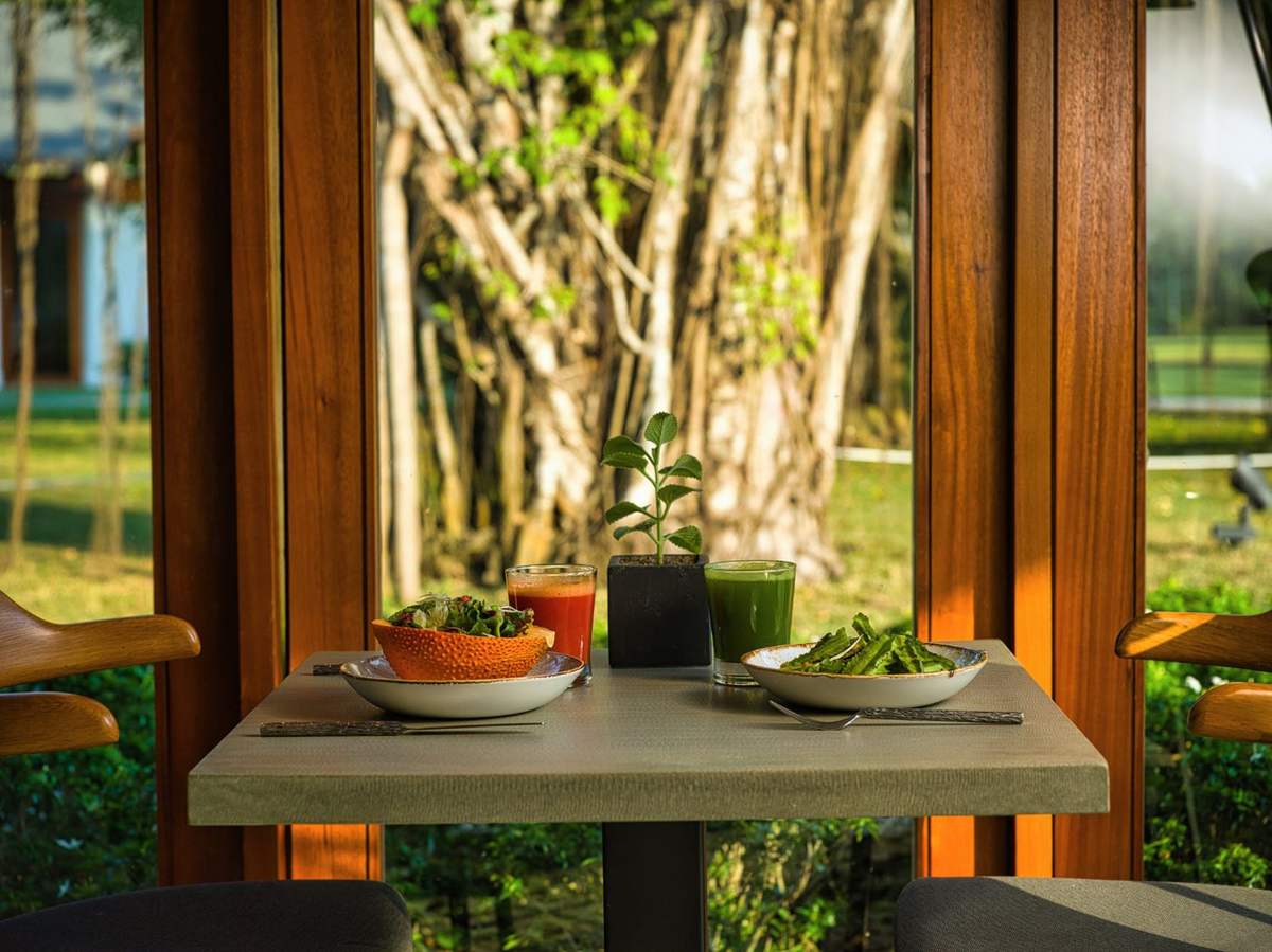 Một thoáng bình yên tại nhà hàng The Café Resort Azerai Cần Thơ 8
