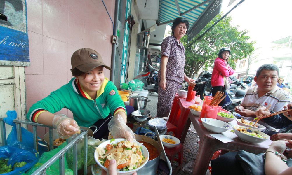 Ghé Quán mì quảng Phú Chiêm Pleiku nổi tiếng gần xa 5