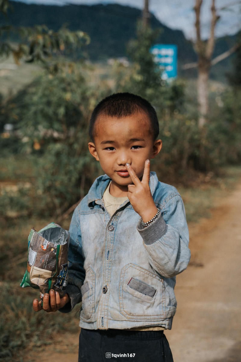 Những em bé Hà Giang đáng yêu trên vùng cao nguyên đá 6