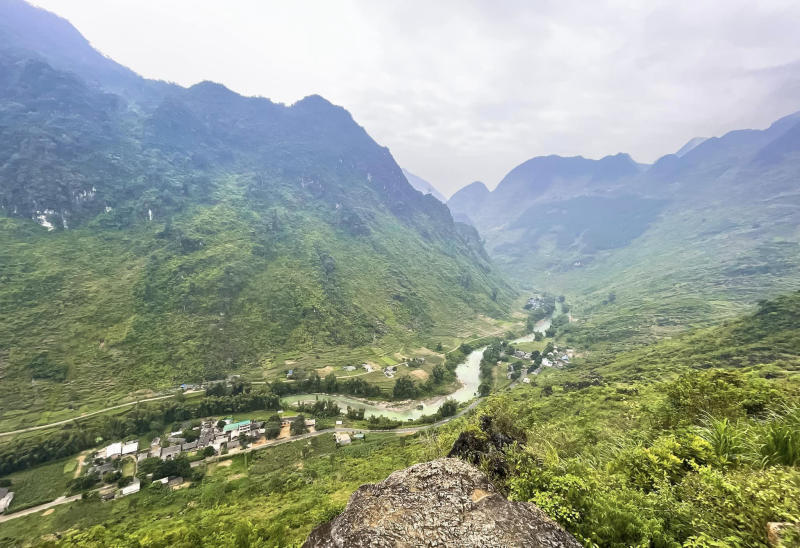 Lang thang Hà Giang khám phá cao nguyên đá hùng vĩ 5