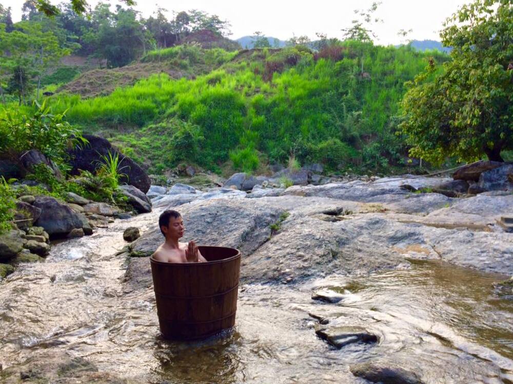 Về Hà Giang khám phá địa điểm mới - Suối khoáng Quảng Nguyên 5