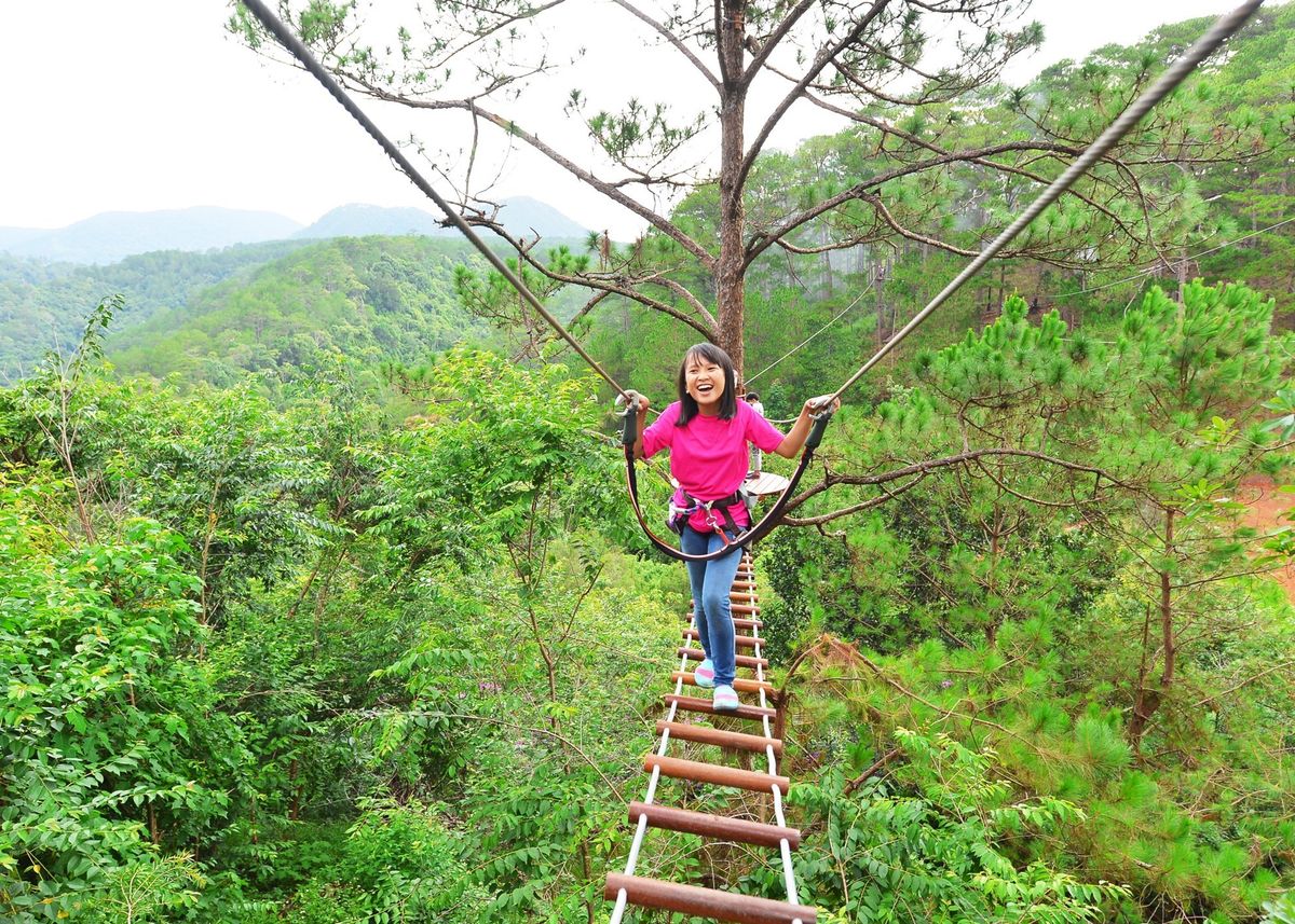 Thử thách bản thân tại Datanla High Rope Course với trò đu dây zipline thú vị 4