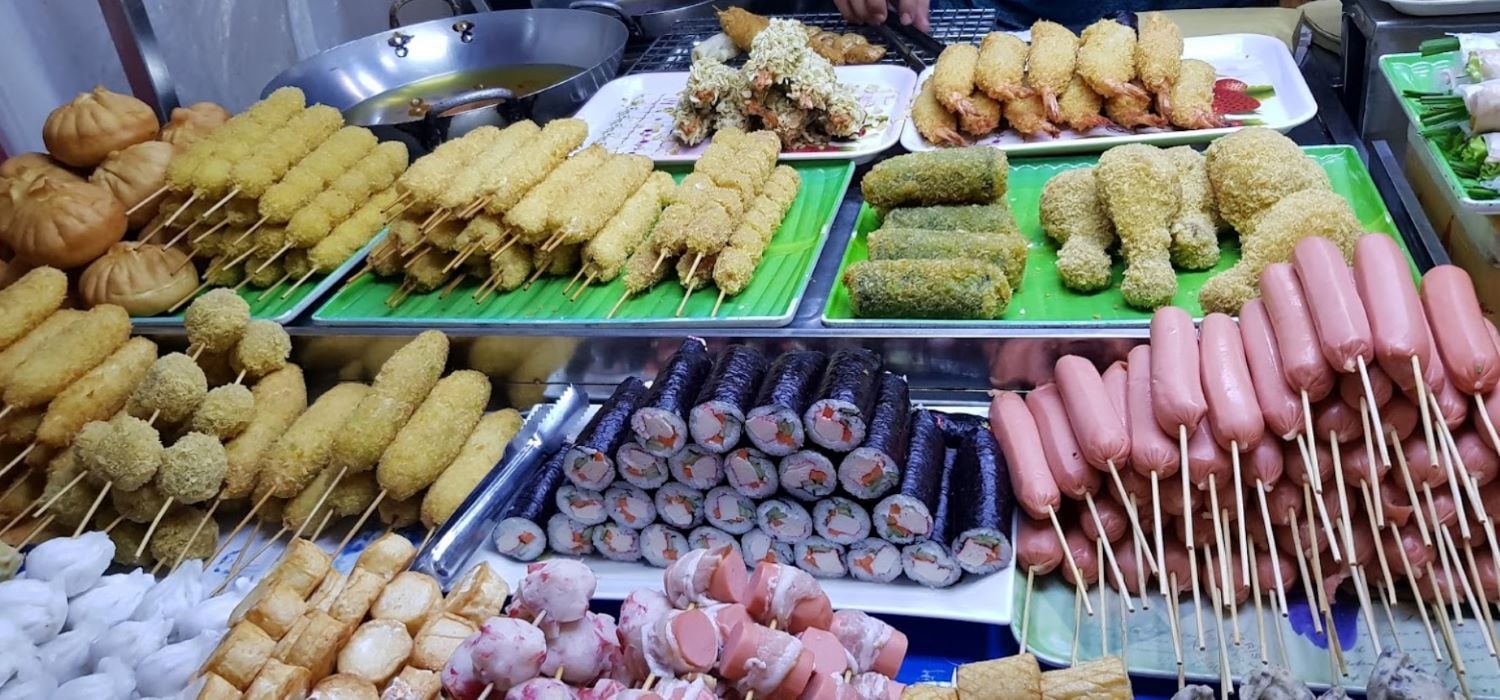 Phá đảo thiên đường Ăn vặt bến Ninh Kiều nức tiếng ở Cần Thơ 7
