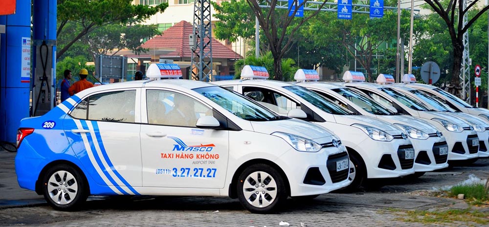 Bỏ túi ngay Kinh nghiệm thuê taxi uy tín ở Đà Nẵng dành cho team 