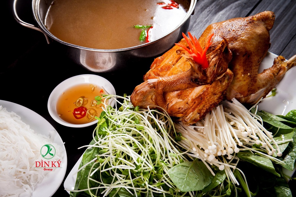Tham quan Khu du lịch Dìn Ký Lái Thiêu cùng hội bạn thân 9