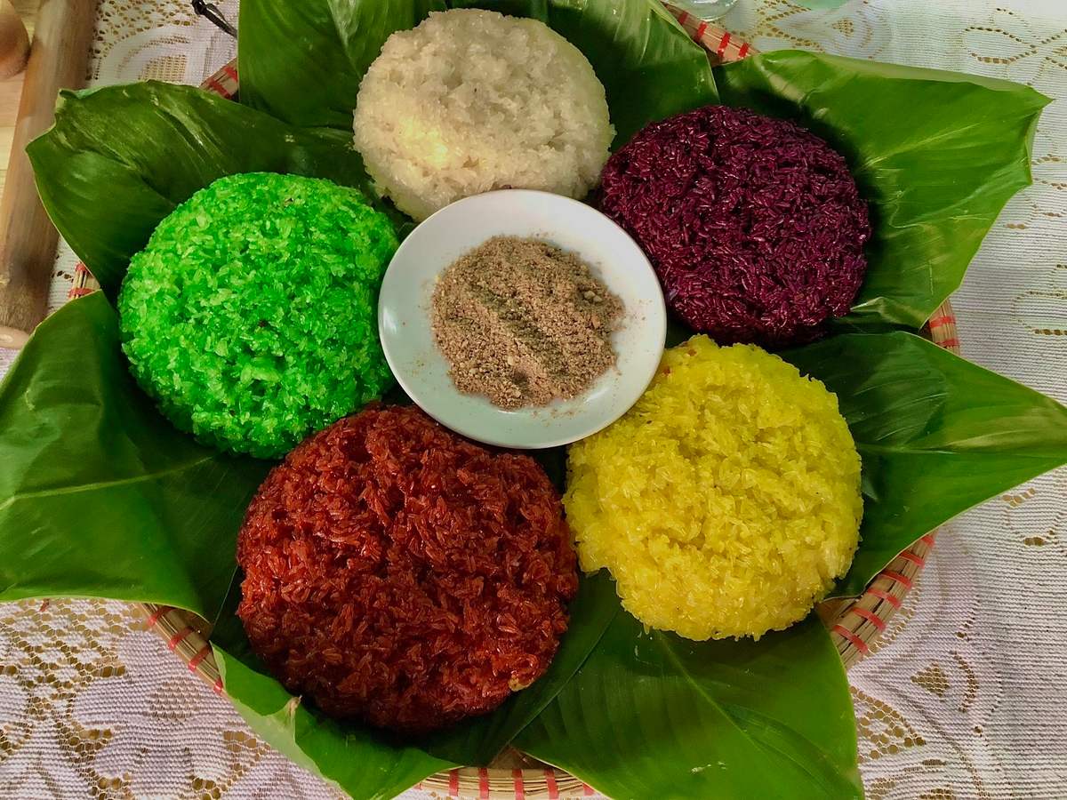 Mê mẩn với mùi vị thơm ngon, đậm đà của gói xôi ngũ sắc Hà Giang 5