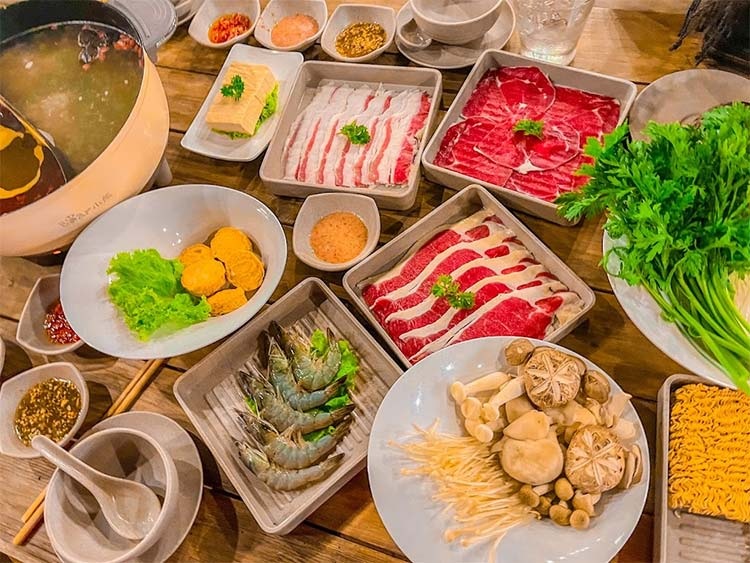 Tiệm cà phê Túi Mơ To - Ở đây có nhiều góc sống ảo lắm nè 17