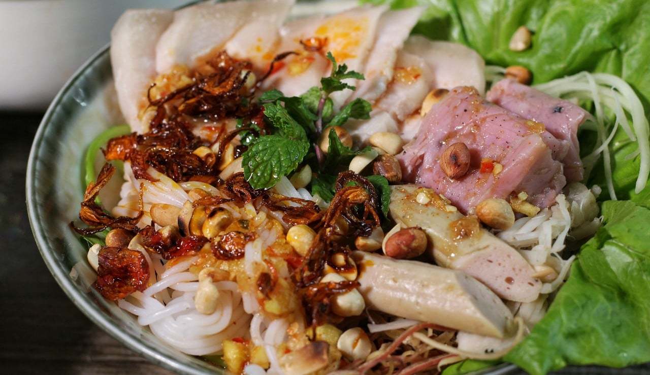 Bún mắm nêm Đà Nẵng - Đổ gục trước hương vị đặc sắc không nơi nào sánh bằng 2