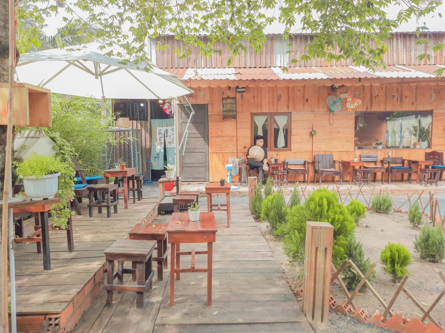 Đi trốn đến Cafe Họa Mi bình yên giữa lòng thành phố 7