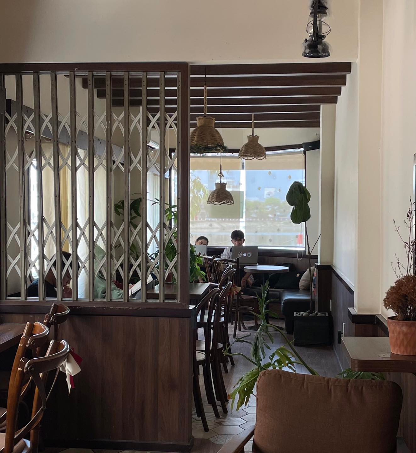 Phát hiện quán Côti Cafe Cần Thơ học bài hàng giờ cũng không thấy chán 3