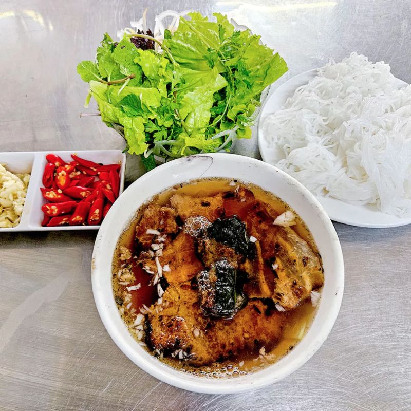 Quán Bún chả chan mang hương vị độc đáo ghi danh vào Bib Gourmand 3