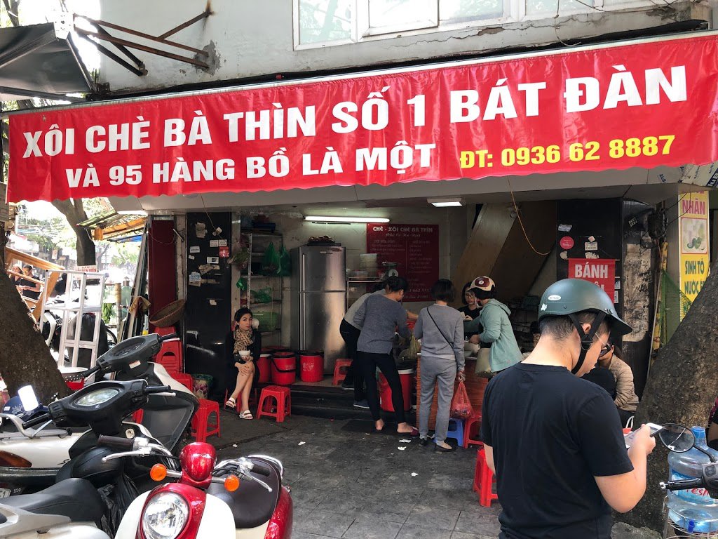 Xôi chè Bà Thìn - Địa chỉ quen thuộc của các tín đồ mê đồ ngọt tại Hà Nội 5