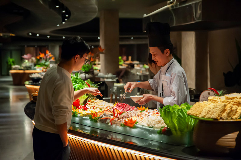 Top quán buffet hải sản Hà Nội từ bình dân đến sang chảnh 8