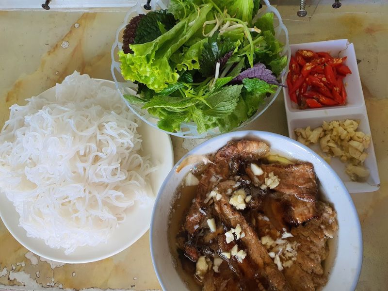 Quán Bún chả chan mang hương vị độc đáo ghi danh vào Bib Gourmand 5