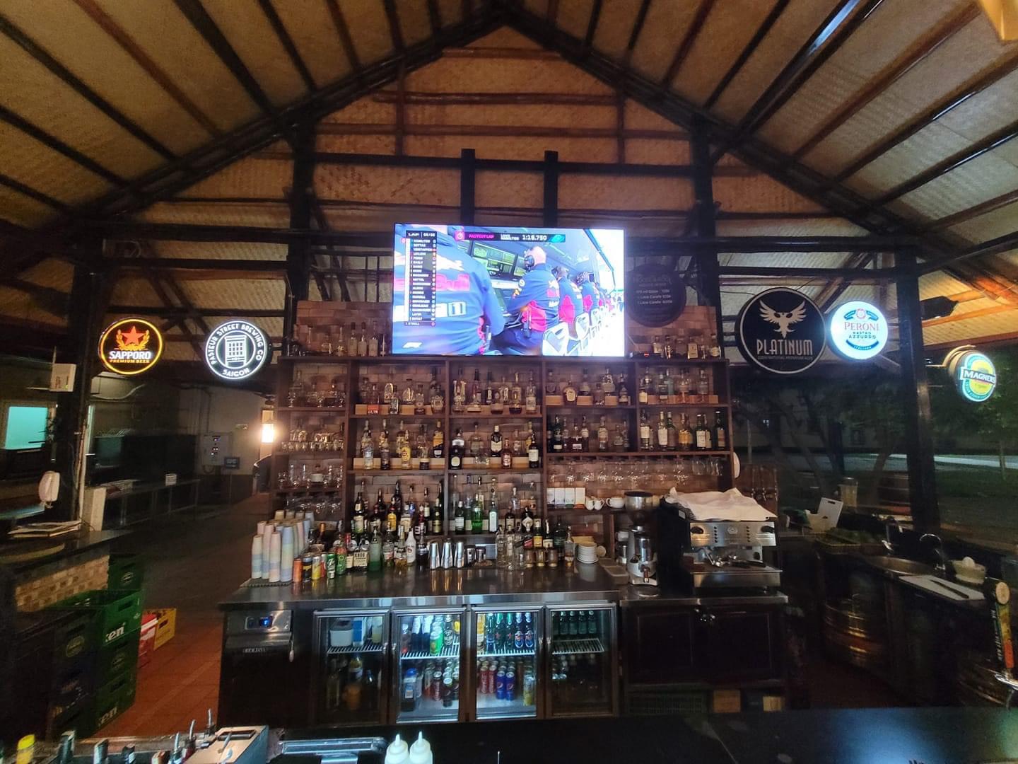 The Moose & Roo Smokehouse - Khám phá 