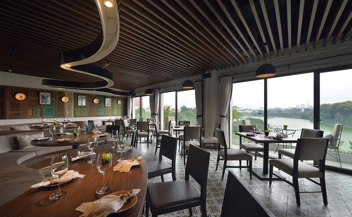 Cau Go Vietnamese Cuisine – Tuyệt mỹ với không gian ẩm thực bao quát toàn cảnh Hồ Hoàn Kiếm 15