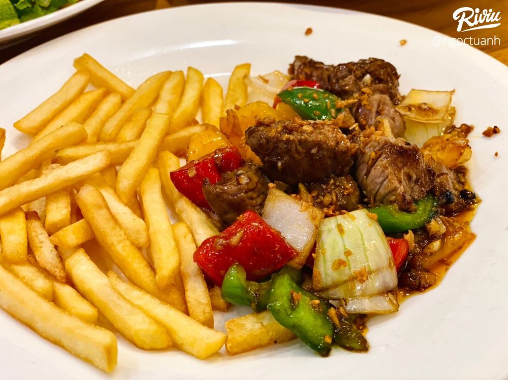 Nhà hàng phong cách Pháp Le Petit Steak Restaurant 10